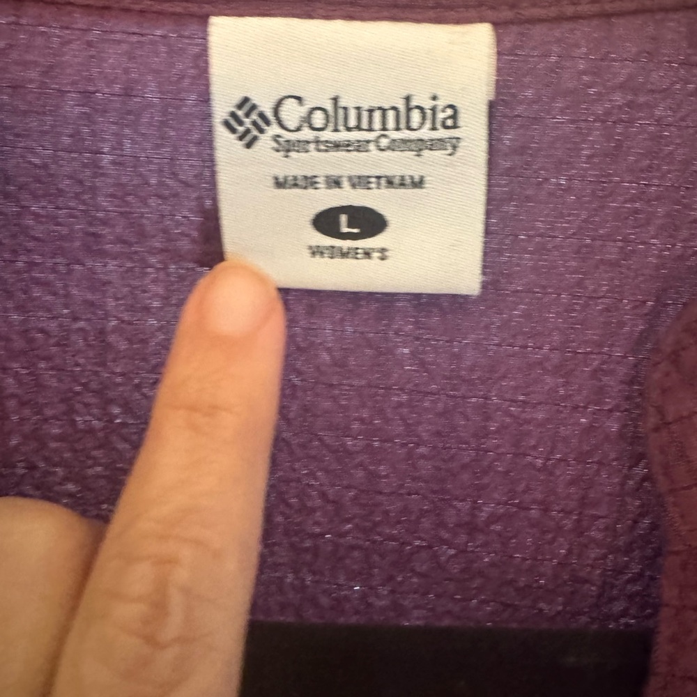 Columbia women’s Burgundy Rayon Blend boho casual Top size Large - Picture 8 of 8